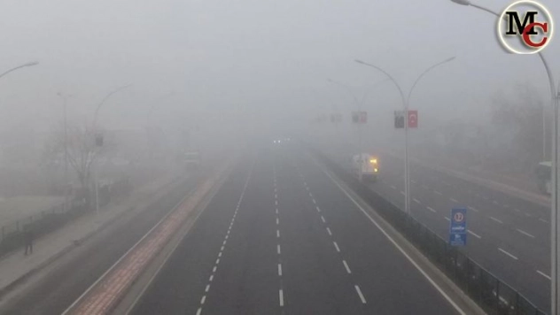 Diyarbakır'da sis nedeniyle bazı uçak seferleri iptal edildi