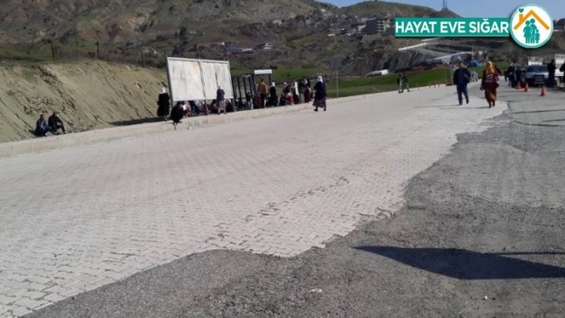 Diyarbakır'da teröristlerden hain saldırı: 2 sivil şehit