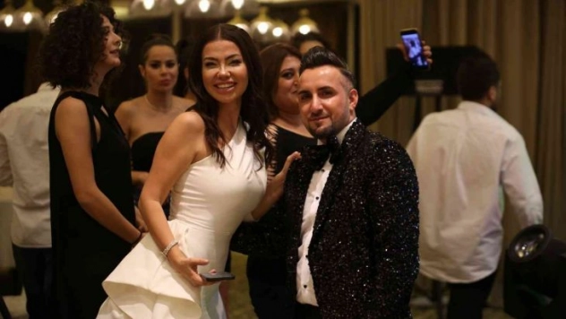 Diyarbakır'da ünlü modacı Andıç'a yoğun ilgi