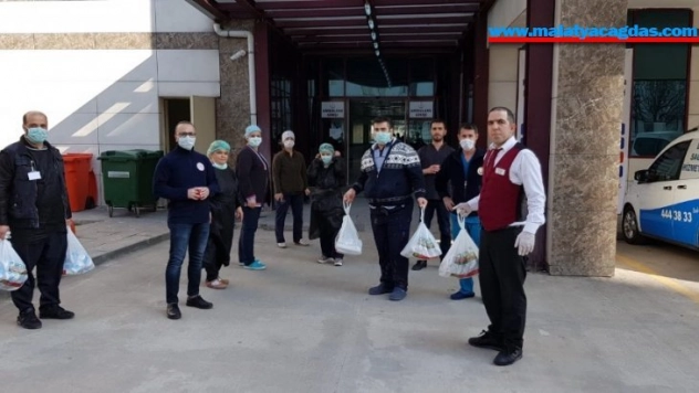 Diyarbakır'daki lokantadan anlamlı destek