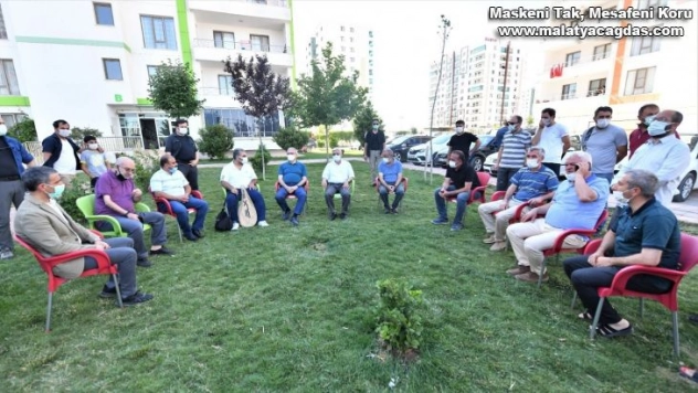 Diyarbakır Valisi Karaloğlu vatandaşlarla bir araya geldi