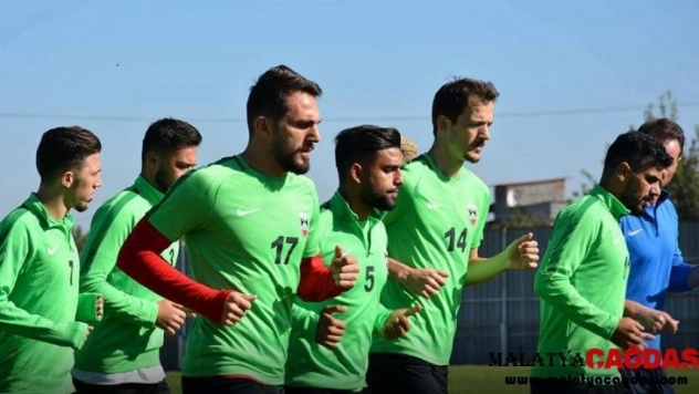 Diyarbekirspor'un Play-Off umutları sürüyor