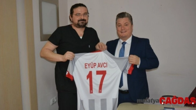 Doç. Dr. Eyüp Avcı: 'Sağlıklı bir kalp için spor yapın'