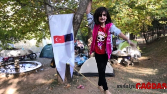 Doğa kampına başvuran 250 kişiden 100'ü katıldı