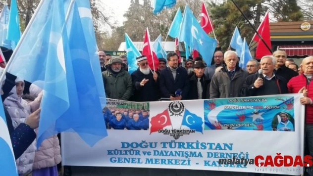 Doğu Türkistan Meclisi Başkanı Seyit Tümtürk: 'Doğu Türkistan'da eziyet görenlerin Dünya İnsan Hakları Günü'nden haberleri bile yok'