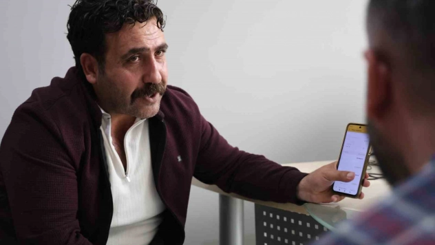 Yanlışlıkla gelen çeyrek milyon lirayı iade etti