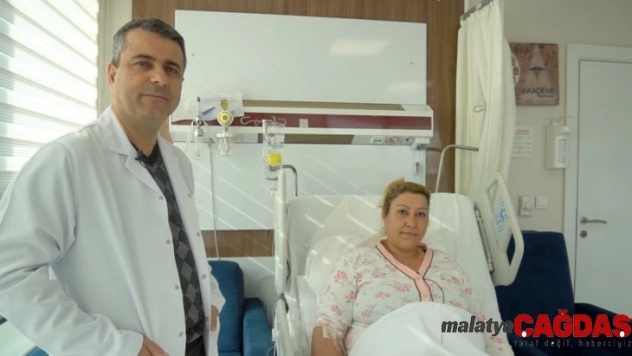 Dr. Cavit Göktaş'tan aynı anda iki başarılı ameliyat