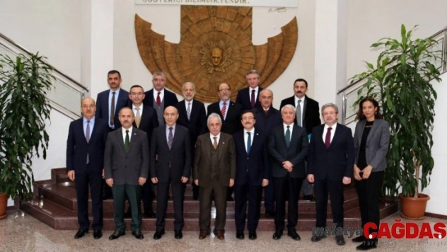 DÜ Rektörü Gül, rektörler çalıştayına katıldı