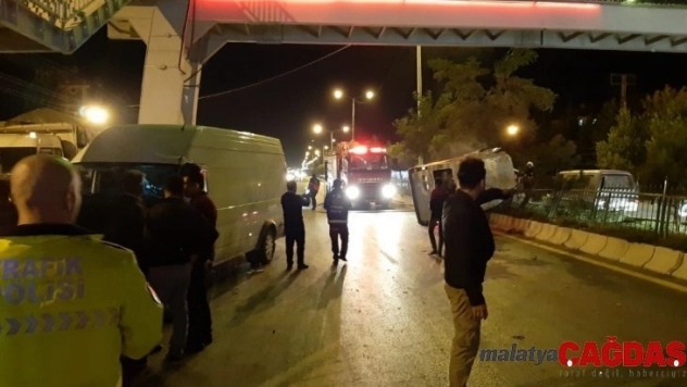 Düğün konvoyunda kaza: 20 yaralı