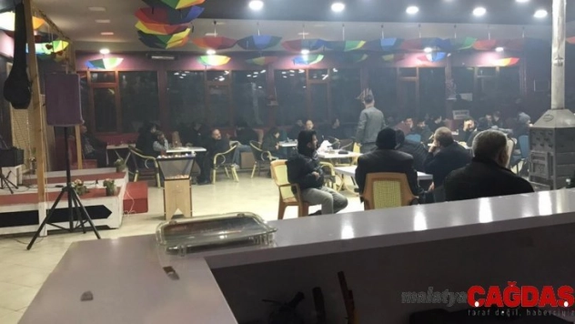 Düğün salonuna 'kumar' operasyonu: 102 gözaltı