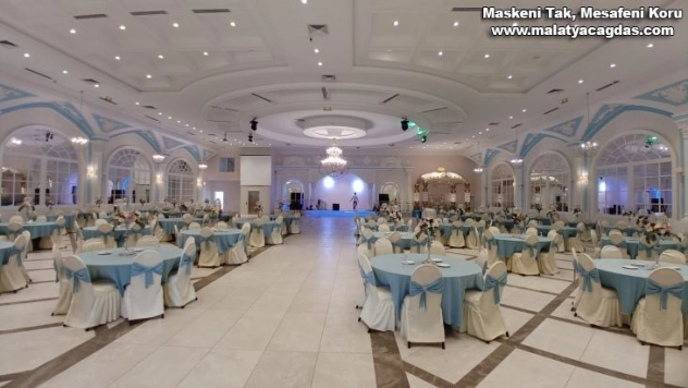 Düğün sezonu başladı, işletmecilerin gözü açıklanacak kararlarda