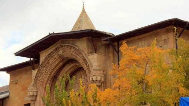 Dünya'da eşi benzeri yok, restorasyonuna yeniden başlanılıyor