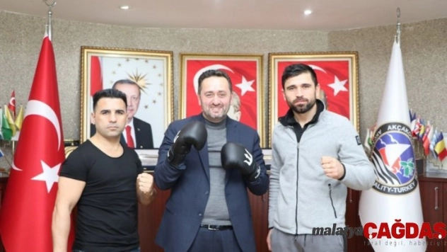 Dünya Şampiyonundan Başkan Yanmaz'a Ziyaret