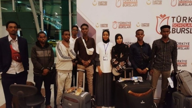 Dünyanın dört bir yanından binlerce uluslararası öğrenci eğitim için Türkiye'ye geliyor