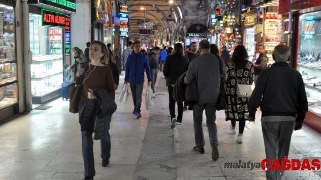 Dünyanın en eski çarşısı yılda 45 milyon ziyaretçi ağırlıyor