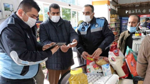 Düşen kurdan sonra marketlere etiket baskını