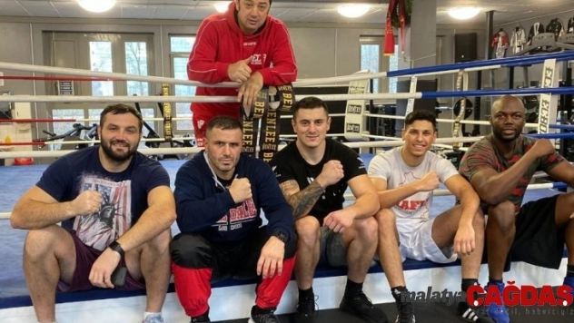 EC BOXİNG boksörlerinden rakip tanımıyor