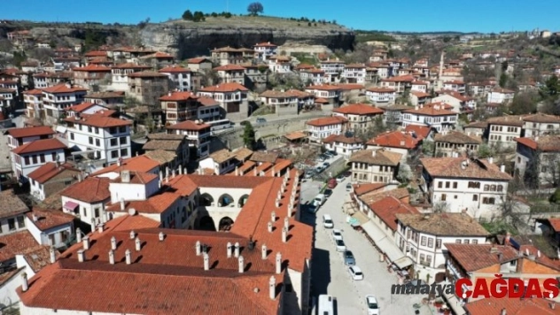 Ecdat yadigarları geleceğe aktarılıyor