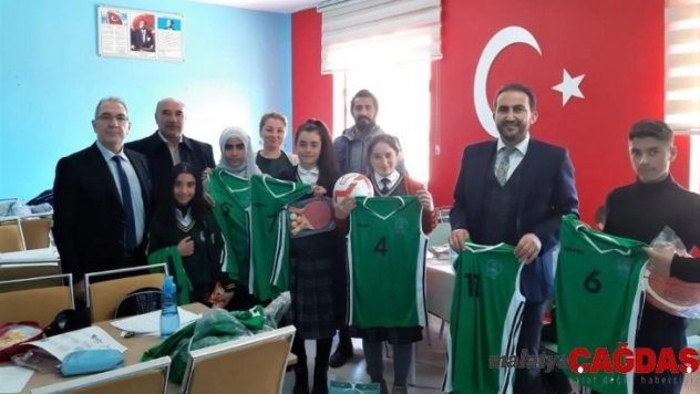 Edremit Belediyesinin sosyal belediyecilik çalışmaları sürüyor