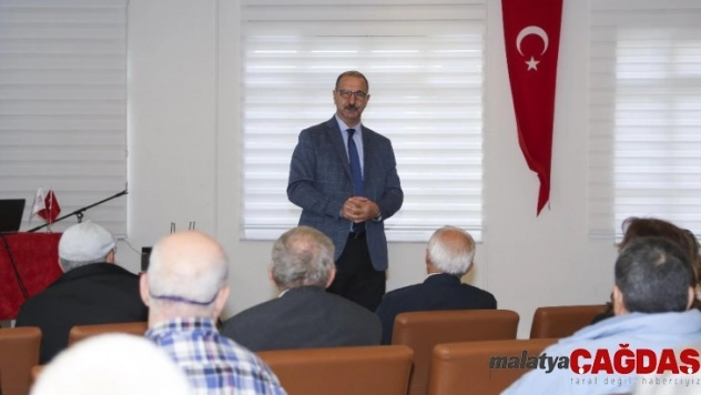 Efeler'de halk eğitimleri devam ediyor