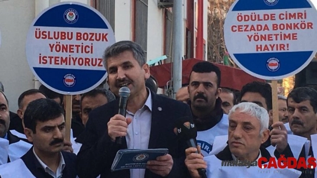 Eğitim-Bir-Sen, sözleşmeli öğretmenliğin sonlandırılmasını istiyor