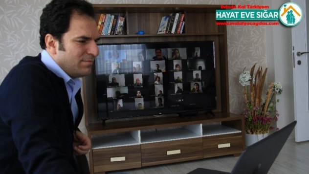 Elazığ 30'arlı sınıflarda 'Canlı Ders' uygulamasına geçti