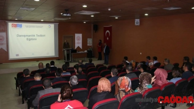 Elazığ'da 'Danışmanlık Tedbiri Eğitim' programı