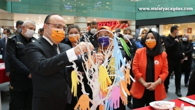 Elazığ'da 'Kadına Şiddete Hayır' etkinliği