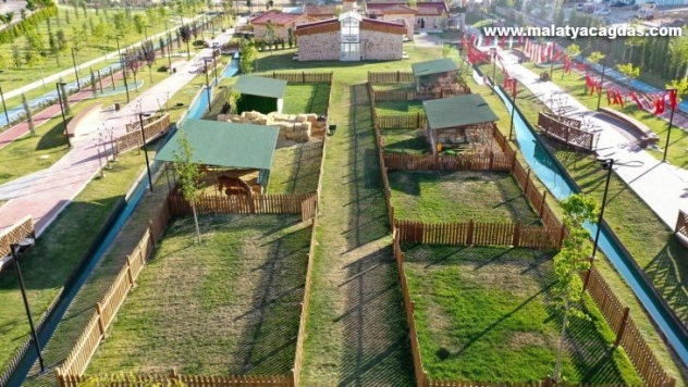 Elazığ'da  Kent-Köy'e vatandaşlardan yoğun ilgi