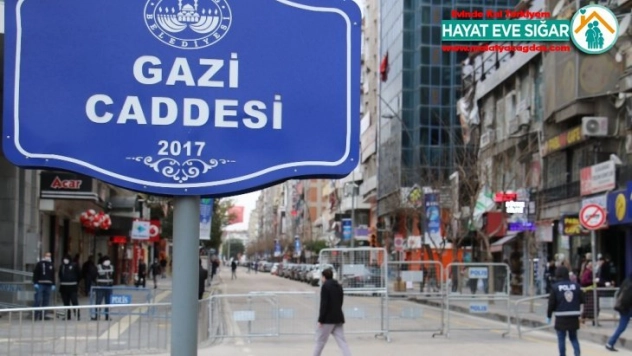 3 cadde araç ve yaya trafiğine kapatıldı