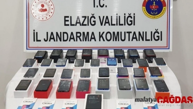 Elazığ'da 34 adet kaçak telefon elegeçirildi
