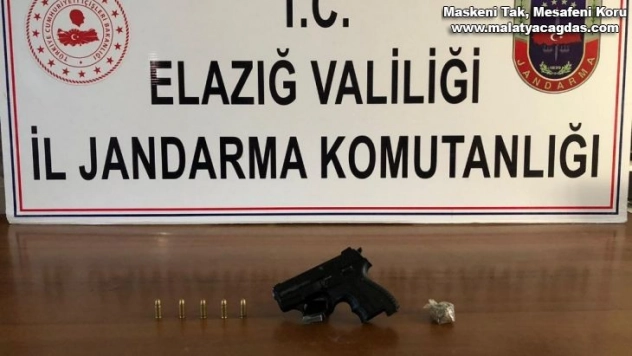 Elazığ'da 8 yıl kesinleşmiş hapis cezası bulunan şüpheli yakalandı