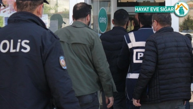 Elazığ'da beyzbol sopalı, şantajcı ve işkenceci çete çökertildi