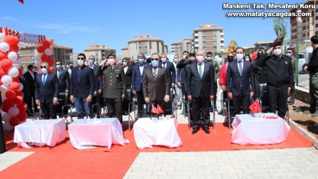Elazığ'da depremin yaraları sarılıyor, 200 öğrenci kapasiteli anaokulu açıldı