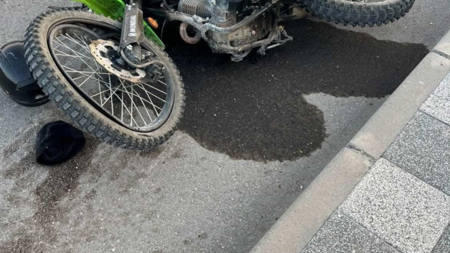 Elazığ'da hafif ticari araç ile motosiklet çarpıştı: 1 yaralı