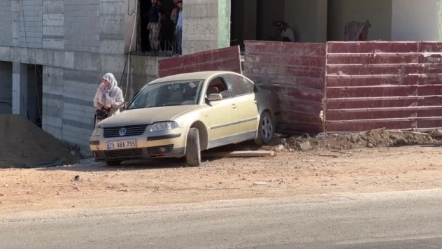 Elazığ'da otomobil ile kamyonun çarpıştığı kazada 1 kişi yaralandı