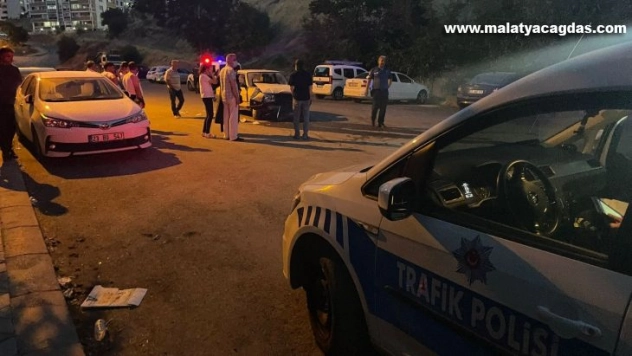 Elazığ'da trafik kazası: 2 yaralı