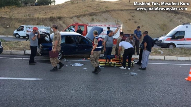 Elazığ'da trafik kazası: 5 yaralı