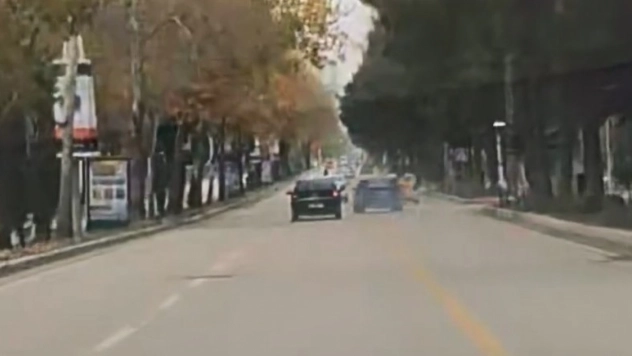 Elazığ'da trafikte makas atan sürücü kameraya yansıdı