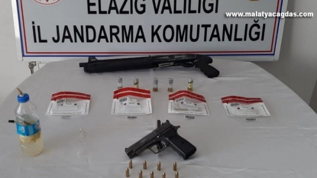 Elazığ'da uyuşturucu operasyonu:3 gözaltı