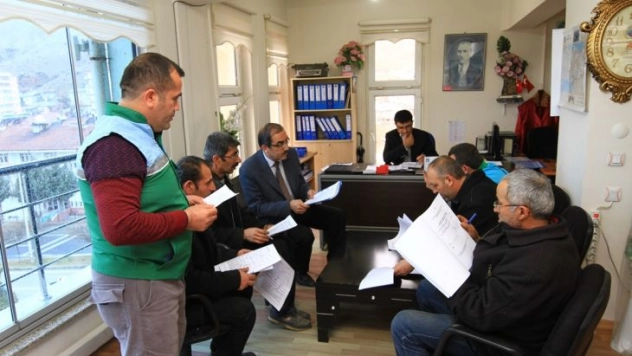 Taşeron işçilerden 'Cumhurbaşkanımız hayallerimizi gerçekleştirdi' mesajı