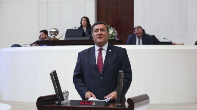 Şehir üniversitesine trilyonluk arazi bedelsiz verildi.