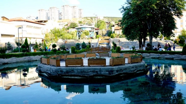 Başkan Polat Kernek Meydanında İncelemelerde Bulundu