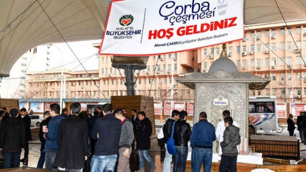 Öğrencilere Sabah Çorbası Büyükşehir'den