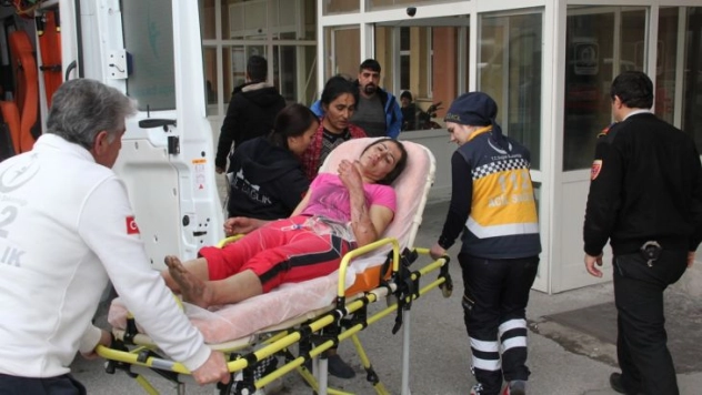 Erzincan'da banyo kazanı patladı: 3 yaralı