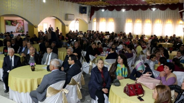 Hekimhan'da konferans