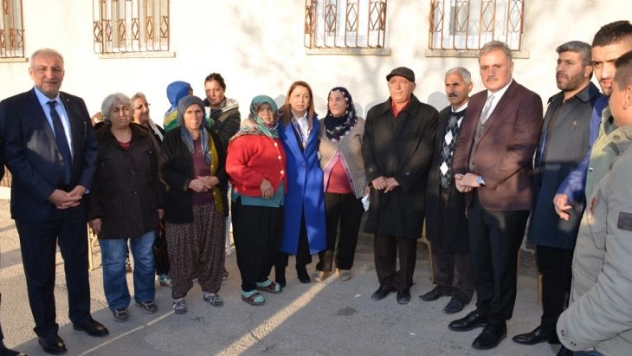 Çalık, evlerin işaretlendiği mahalleyi ziyaret etti