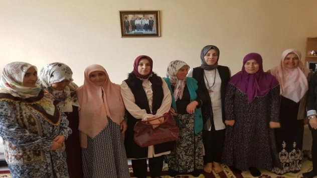 Vali Ali Kaban'ın Eşi Neriman Kaban, Doğanyol İlçesinde