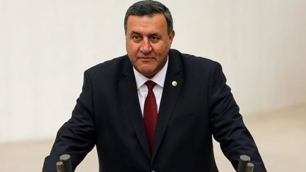 Gürer: 'Belediye Başkanlarına hizmet tazminatı ödensin'