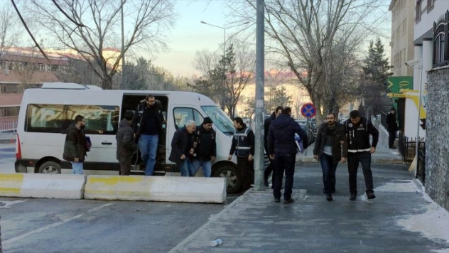 Erzurum merkezli 4 ilde kaçakçılık operasyonu